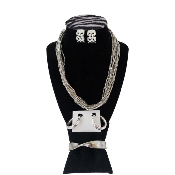 Silvertone Necklace, Bracelet & One Avon SP Signed Earrings & Hoop Earrings - Picture 7 of 10